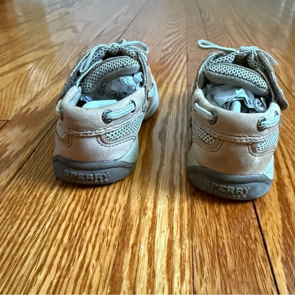 Sperry Kids Tan Boat Shoes size 7